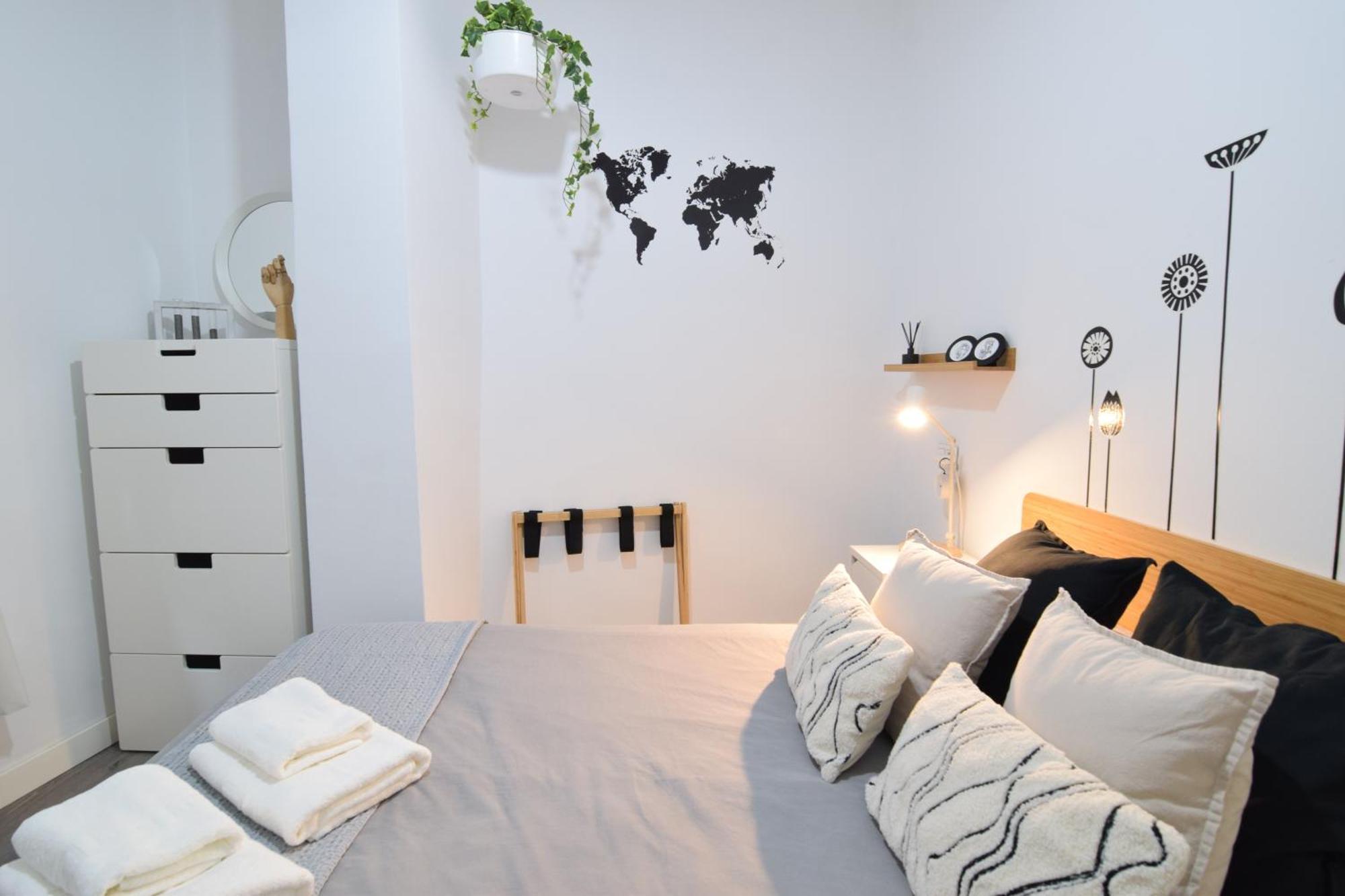 Apartamento Atarazanas Malaga Centro Historico Εξωτερικό φωτογραφία