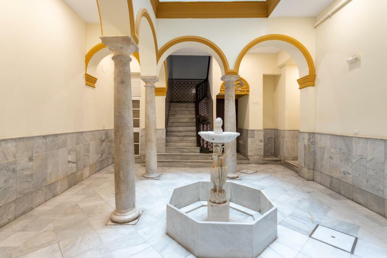 Apartamento Atarazanas Malaga Centro Historico Εξωτερικό φωτογραφία